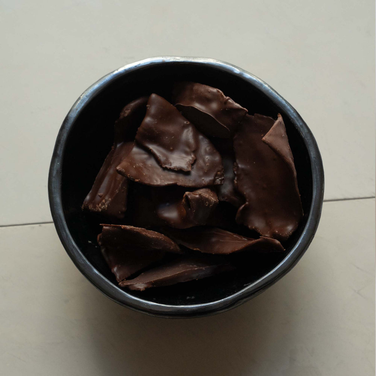 Dark Chocolate Balls Filled with Dulce de Leche